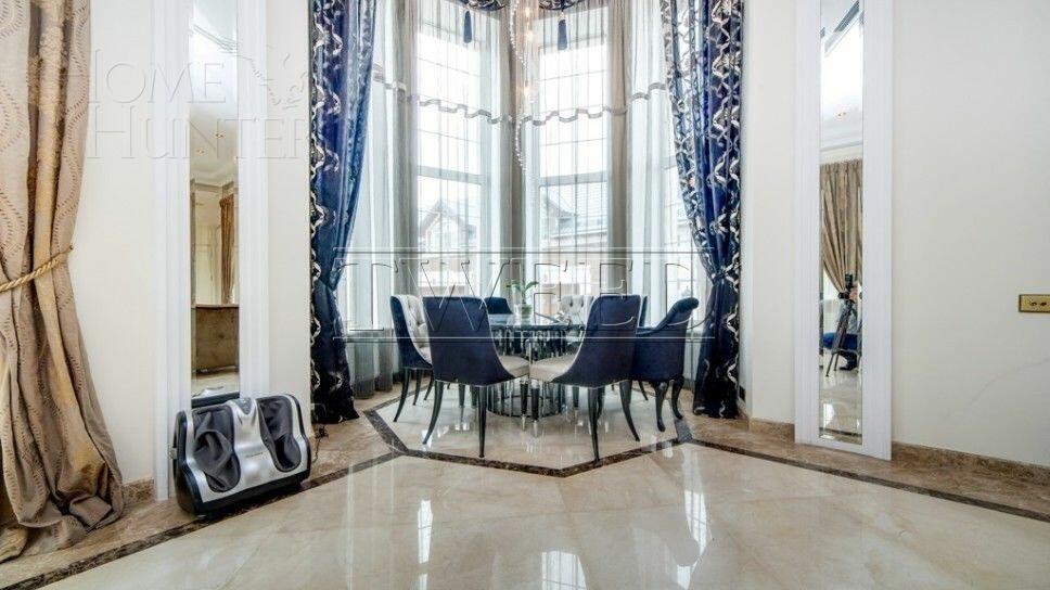 2-этажный коттедж 1 700 м² с отделкой