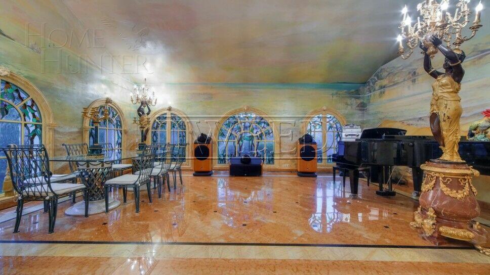 2-этажный коттедж 490 м² с отделкой