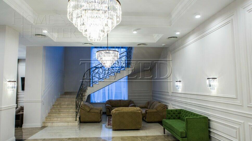 2-этажный коттедж 3 550 м² с отделкой