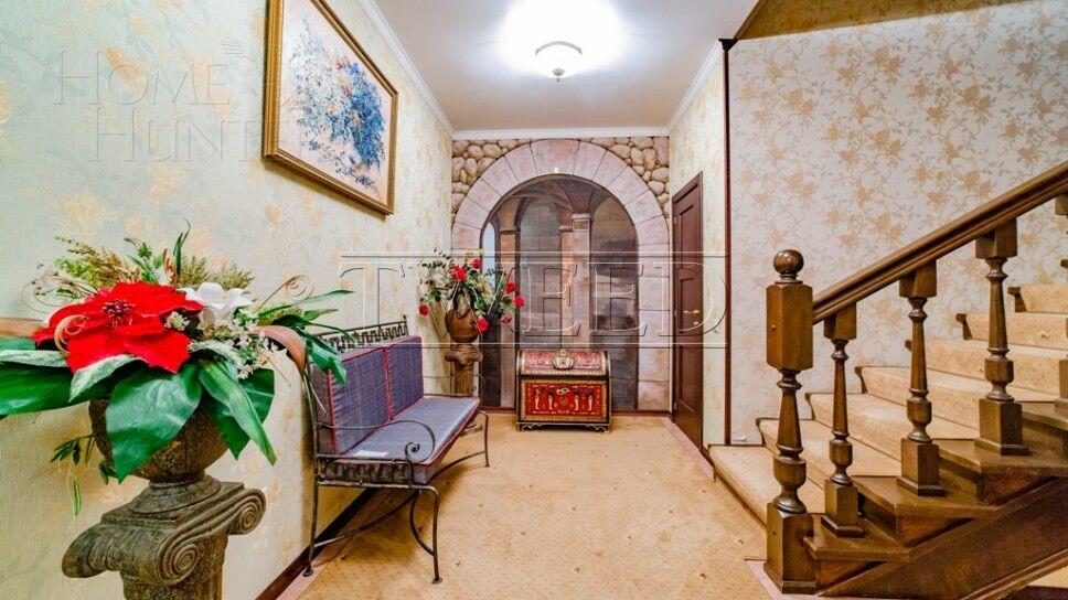 3-этажный коттедж 520 м² с отделкой