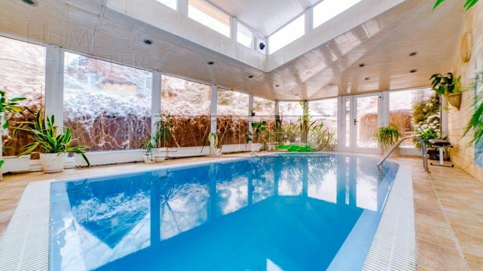 3-этажный коттедж 520 м² с отделкой