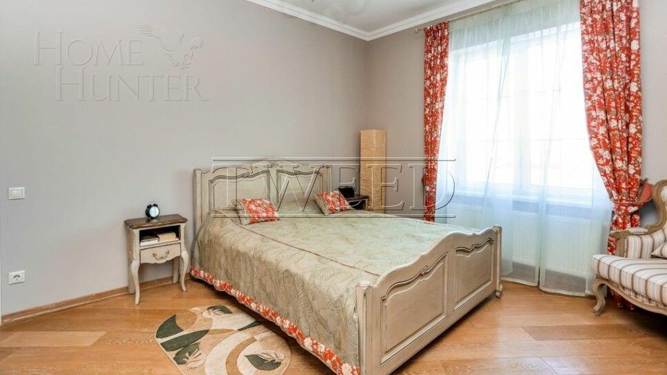 2-этажный коттедж 450 м² с отделкой