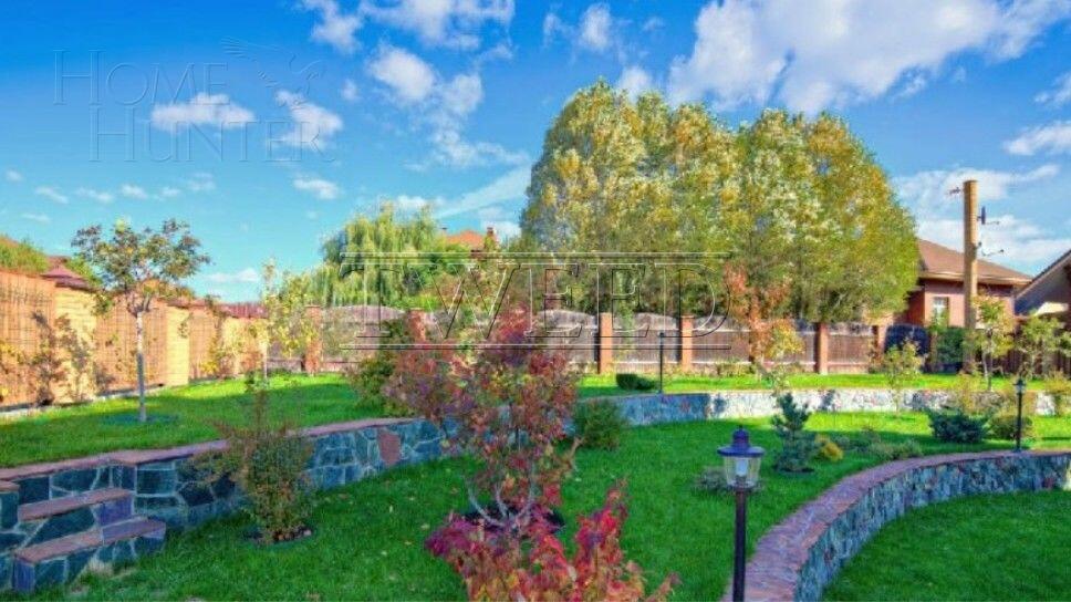 2-этажный коттедж 600 м² с отделкой