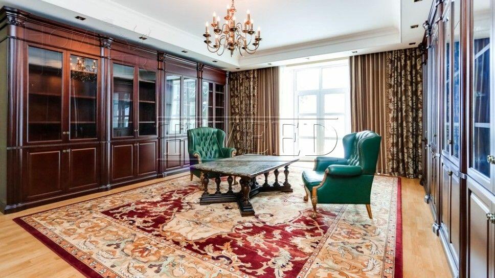 2-этажный коттедж 850 м² с отделкой