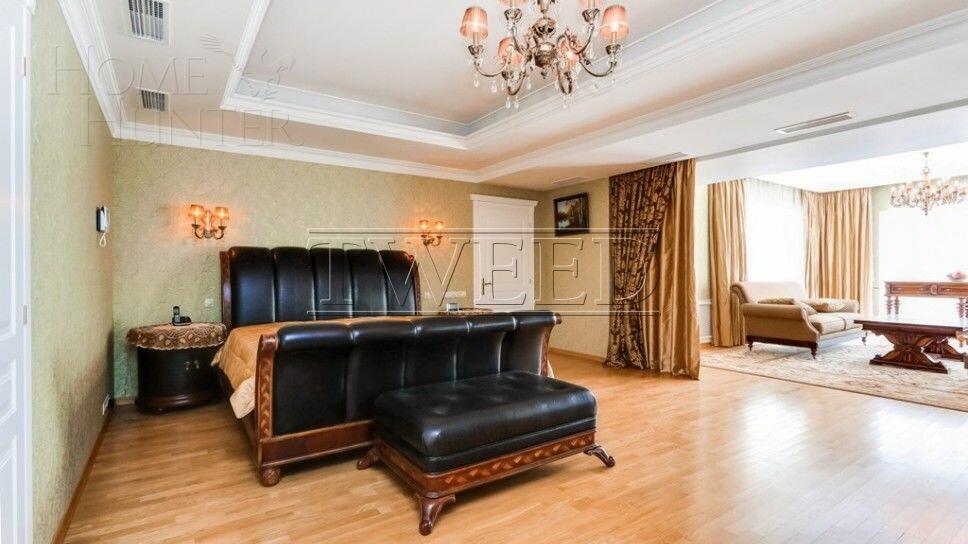 2-этажный коттедж 850 м² с отделкой