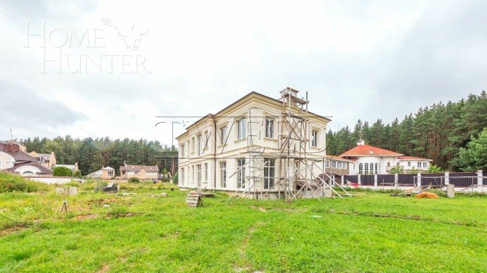 2-этажный коттедж 655 м² без отделки