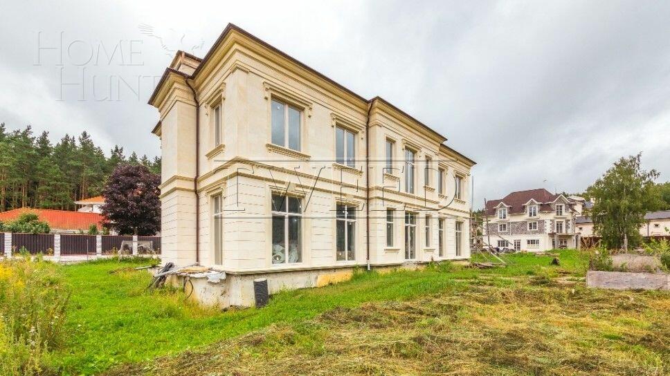 2-этажный коттедж 655 м² без отделки