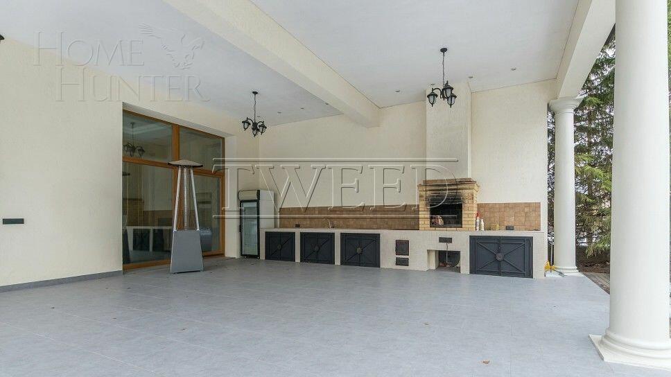 2-этажный коттедж 1 250 м² с отделкой