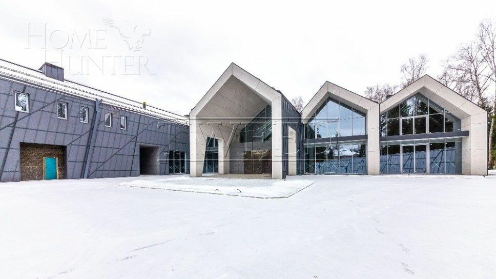 2-этажный коттедж 3 067 м² без отделки