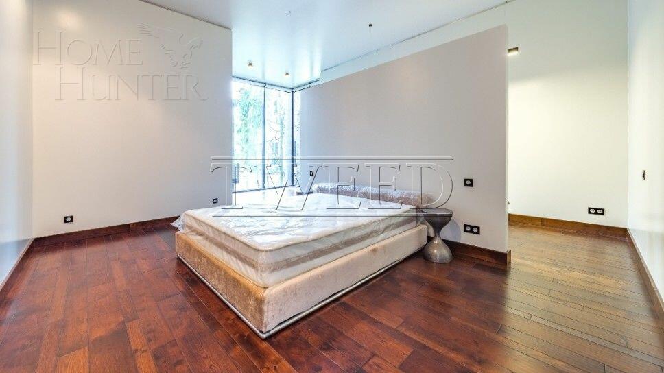 2-этажный коттедж 680 м² с отделкой