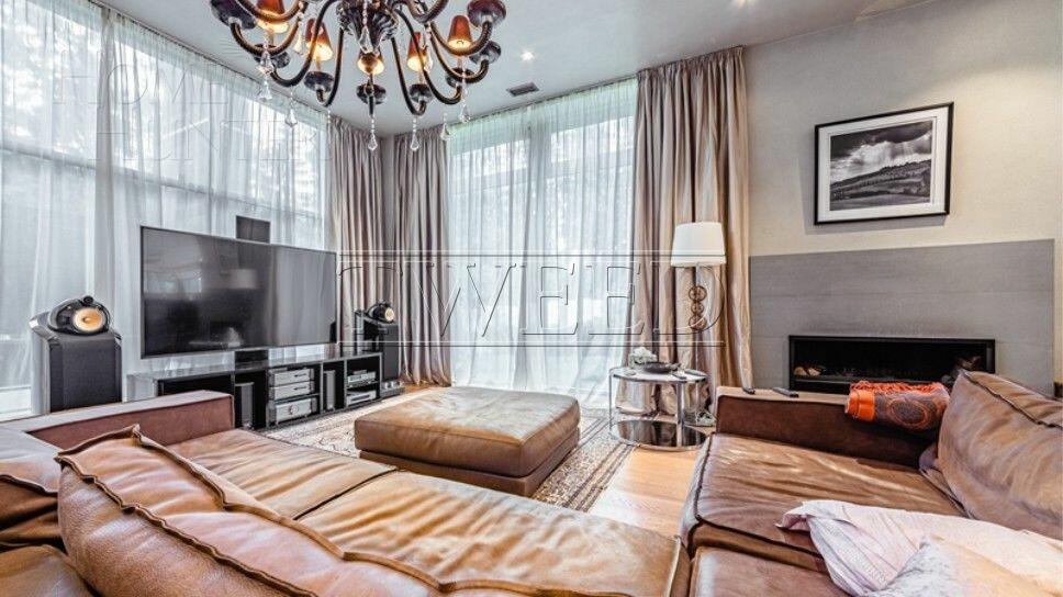 2-этажный коттедж 1 230 м² с отделкой