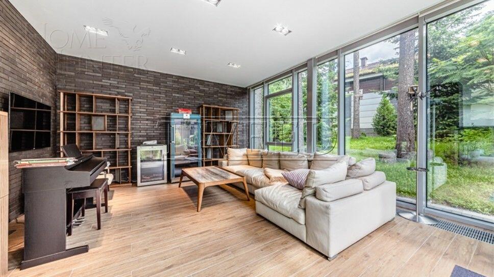 2-этажный коттедж 1 230 м² с отделкой