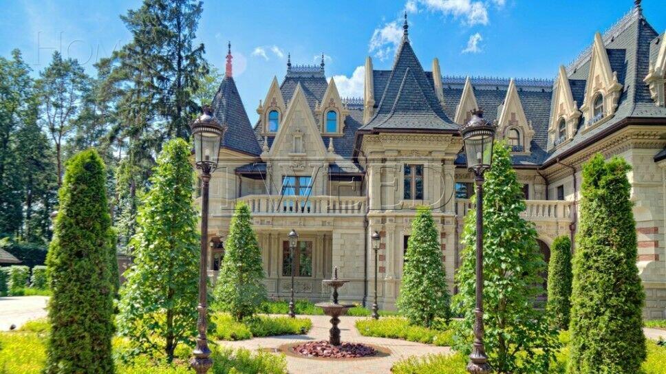 2-этажный коттедж 2 164 м² с отделкой