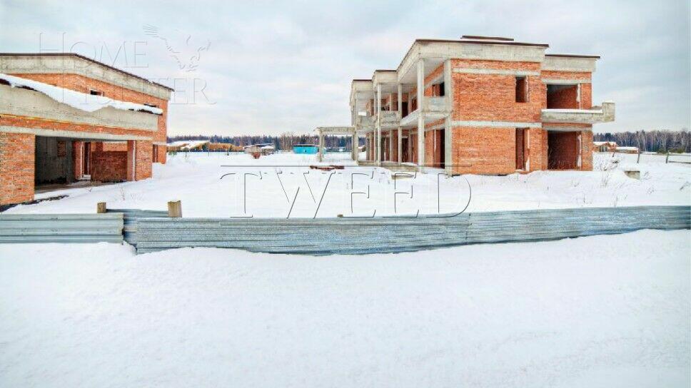 2-этажный коттедж 1 242 м² без отделки