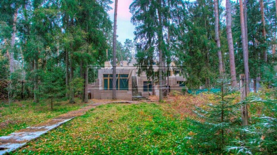 2-этажный коттедж 1 330 м² с отделкой