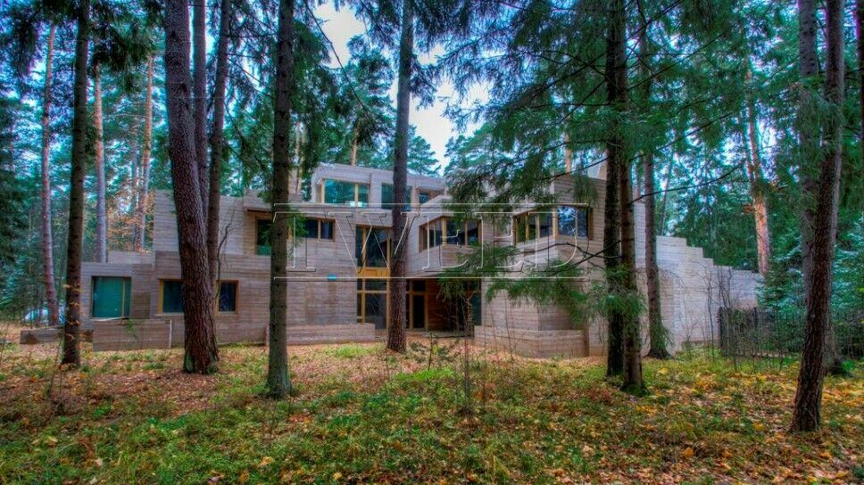 2-этажный коттедж 1 330 м² с отделкой