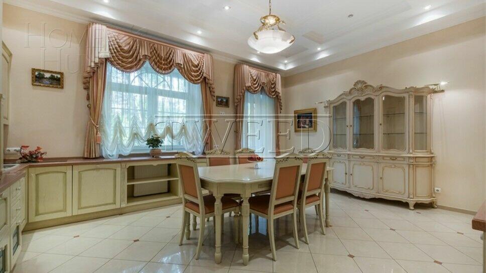 2-этажный коттедж 1 250 м² с отделкой