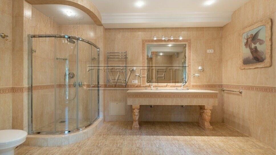 2-этажный коттедж 1 250 м² с отделкой