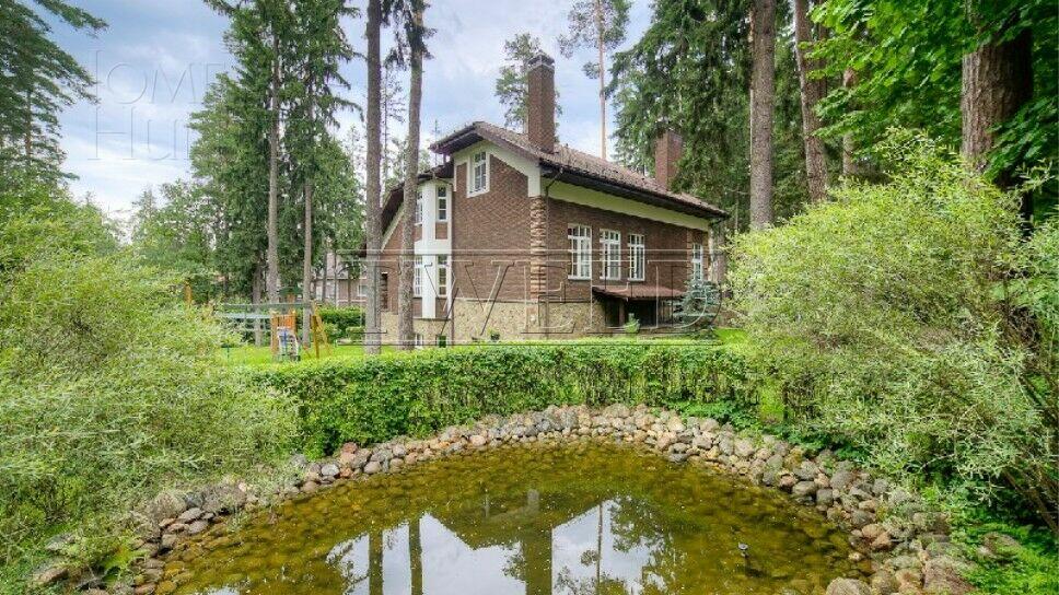 2-этажный коттедж 550 м² с отделкой