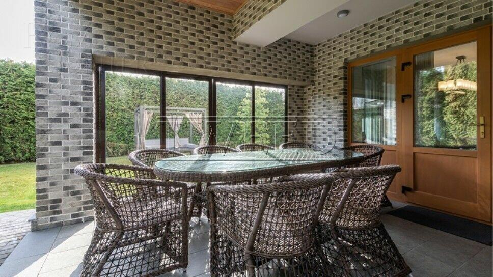 2-этажный коттедж 400 м² с отделкой