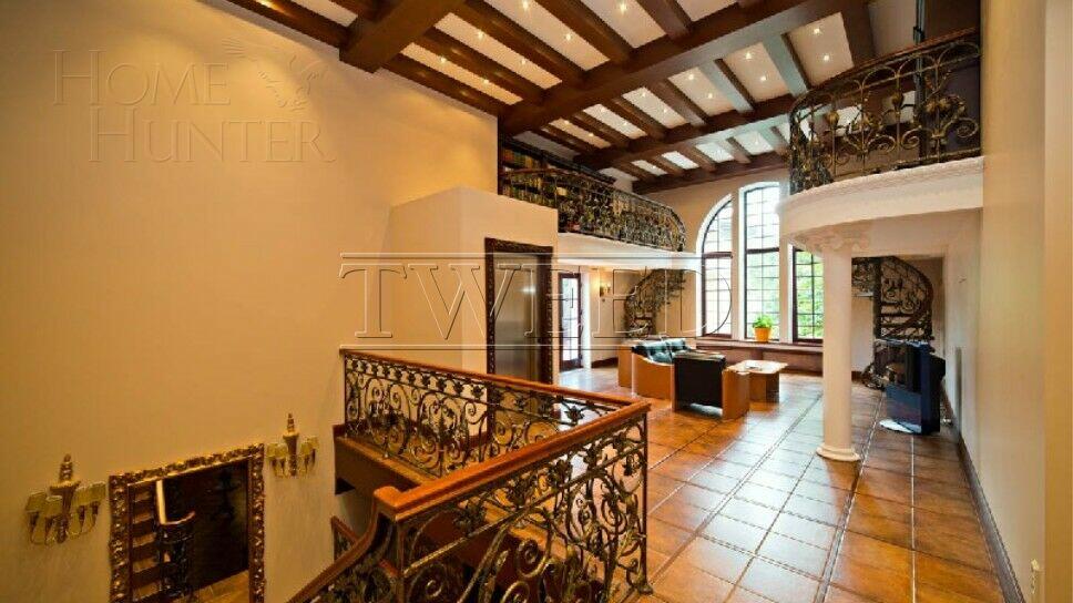 2-этажный коттедж 1 000 м² с отделкой