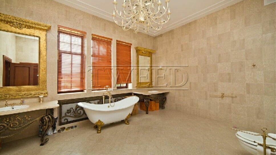 2-этажный коттедж 1 000 м² с отделкой