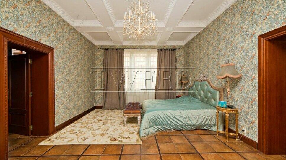 2-этажный коттедж 1 000 м² с отделкой