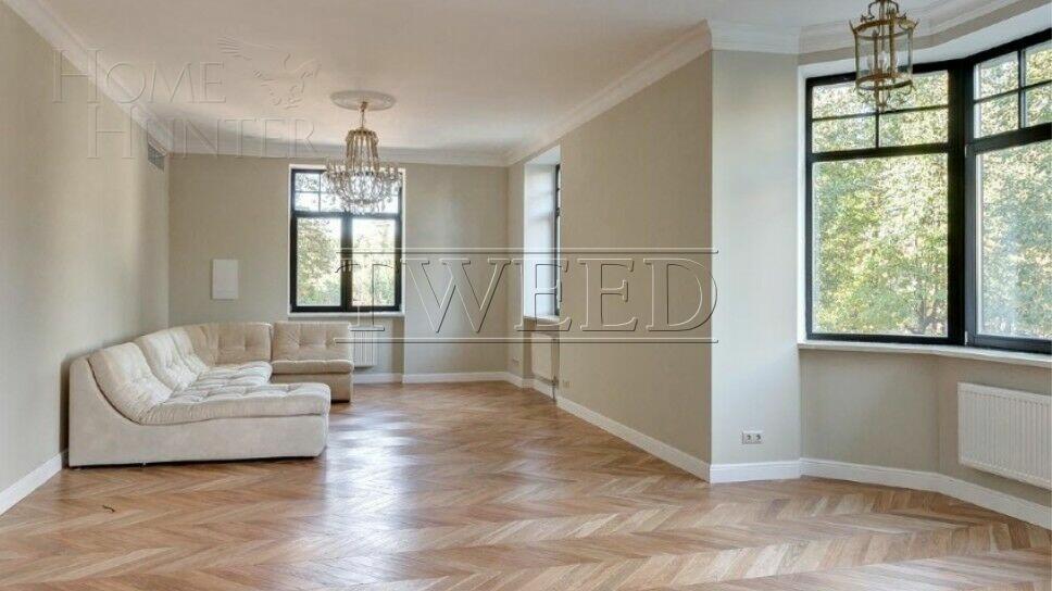 2-этажный коттедж 931.2 м² с отделкой