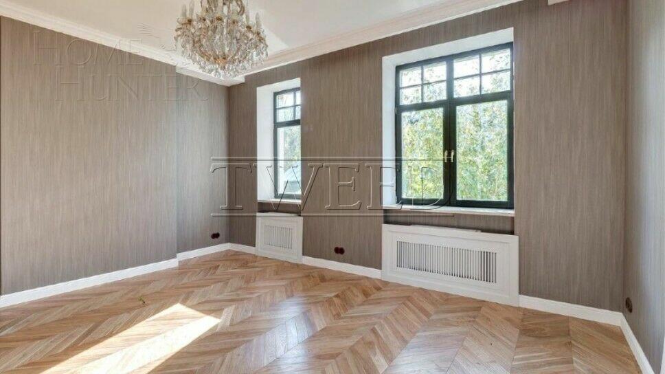 2-этажный коттедж 931.2 м² с отделкой