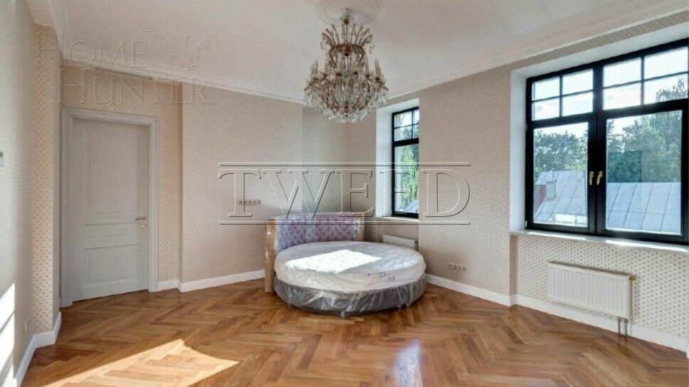 2-этажный коттедж 931.2 м² с отделкой