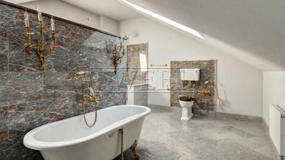 2-этажный коттедж 931.2 м² с отделкой