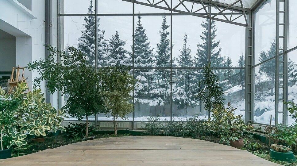 2-этажный коттедж 2 100 м² без отделки