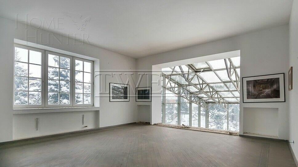 2-этажный коттедж 2 100 м² без отделки