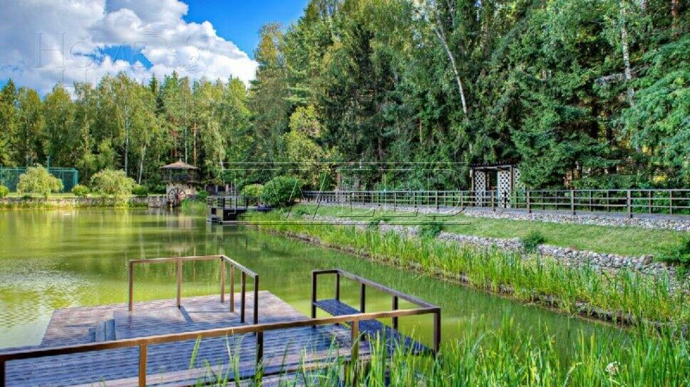 2-этажный коттедж 760 м² без отделки