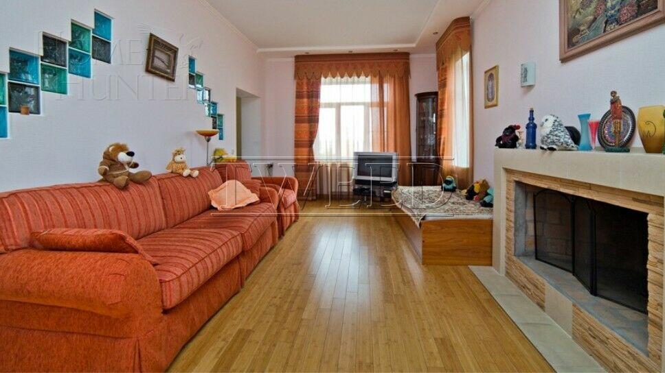 3-этажный коттедж 500 м² с отделкой