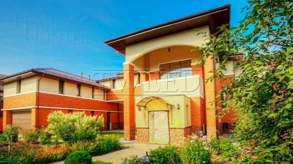 2-этажный коттедж 720 м² с отделкой