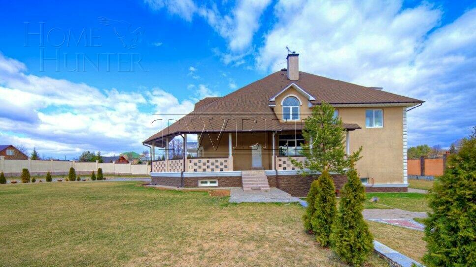 2-этажный коттедж 1 000 м² с отделкой