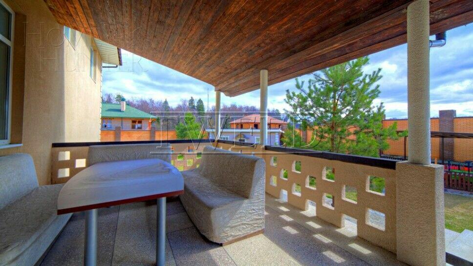 2-этажный коттедж 1 000 м² с отделкой