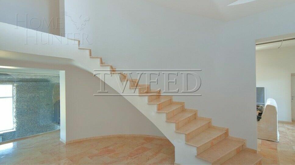 2-этажный коттедж 1 000 м² с отделкой