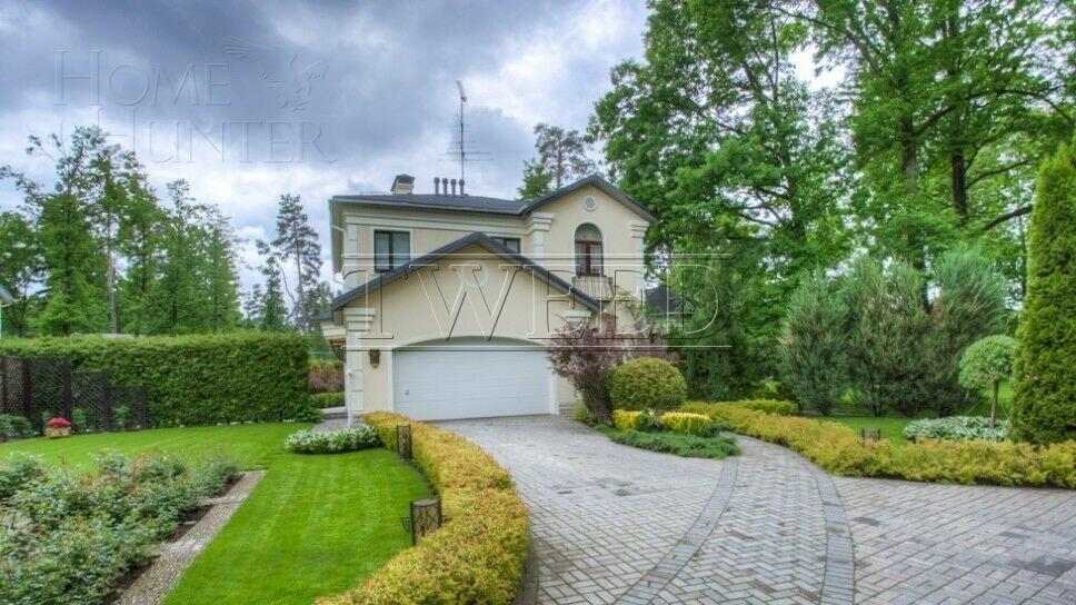 2-этажный коттедж 860 м² с отделкой