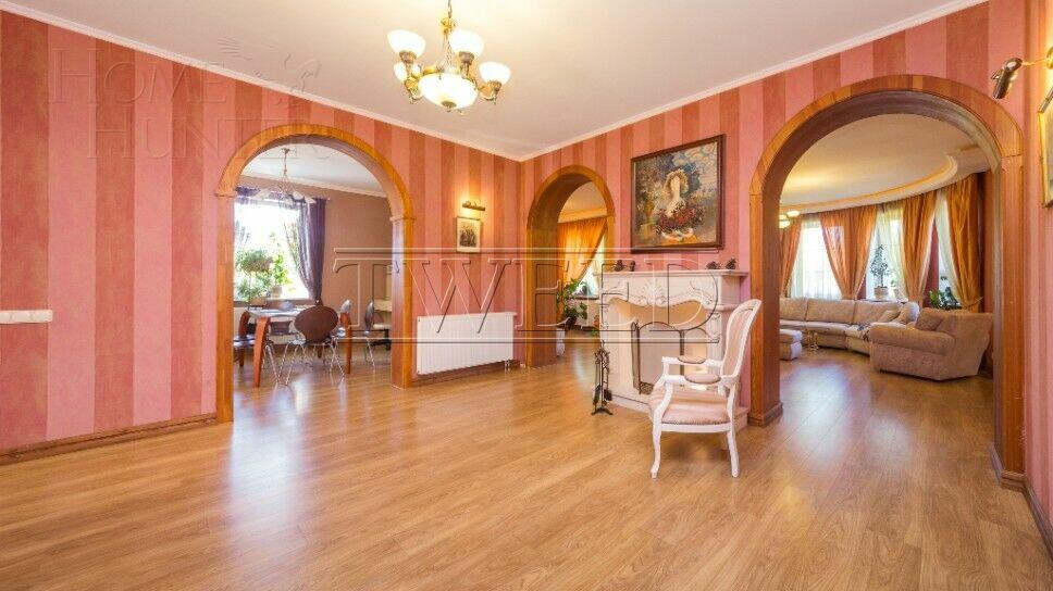 2-этажный коттедж 700 м² с отделкой