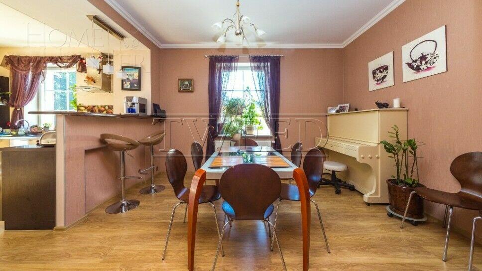 2-этажный коттедж 700 м² с отделкой