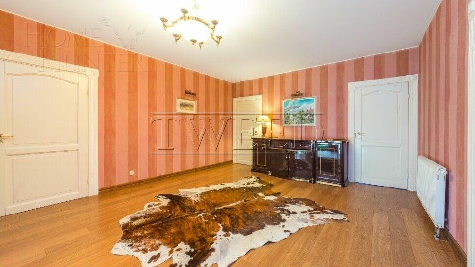 2-этажный коттедж 700 м² с отделкой