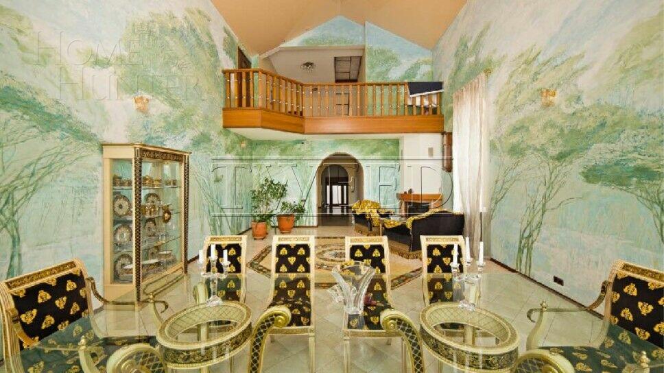 2-этажный коттедж 1 080 м² с отделкой