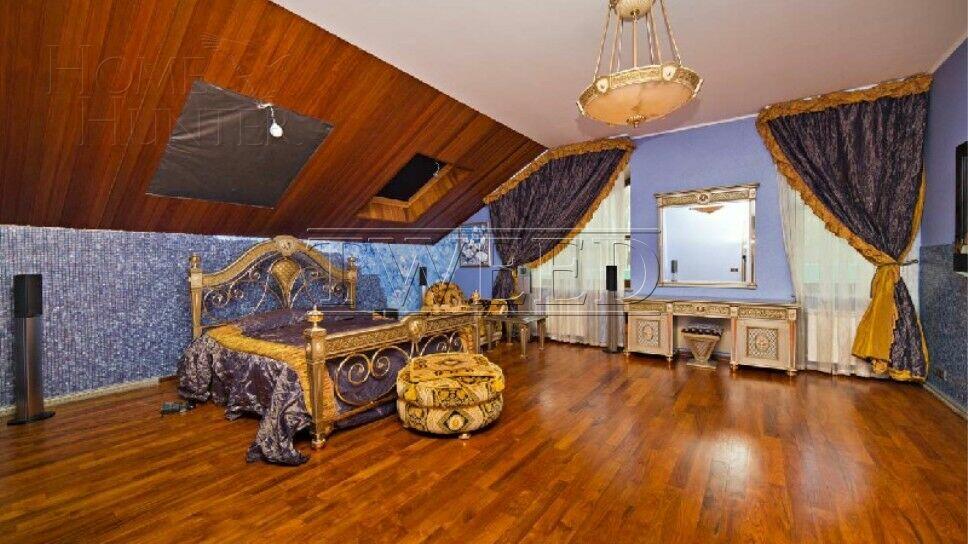 2-этажный коттедж 1 080 м² с отделкой