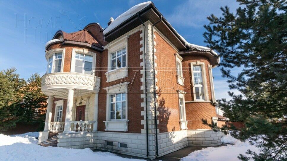 2-этажный коттедж 650 м² с отделкой