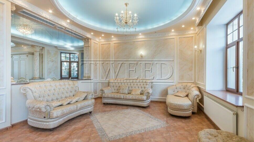 2-этажный коттедж 650 м² с отделкой