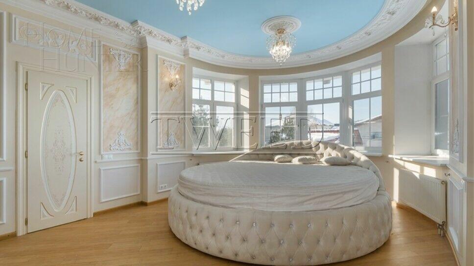 2-этажный коттедж 650 м² с отделкой