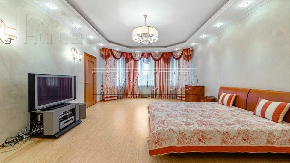 3-этажный коттедж 400 м² с отделкой