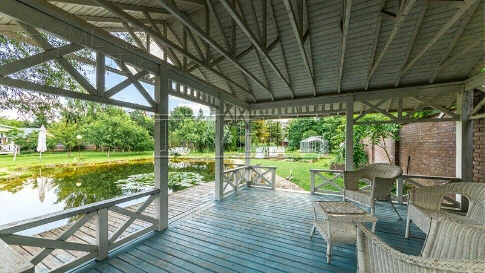 2-этажный коттедж 550 м² с отделкой